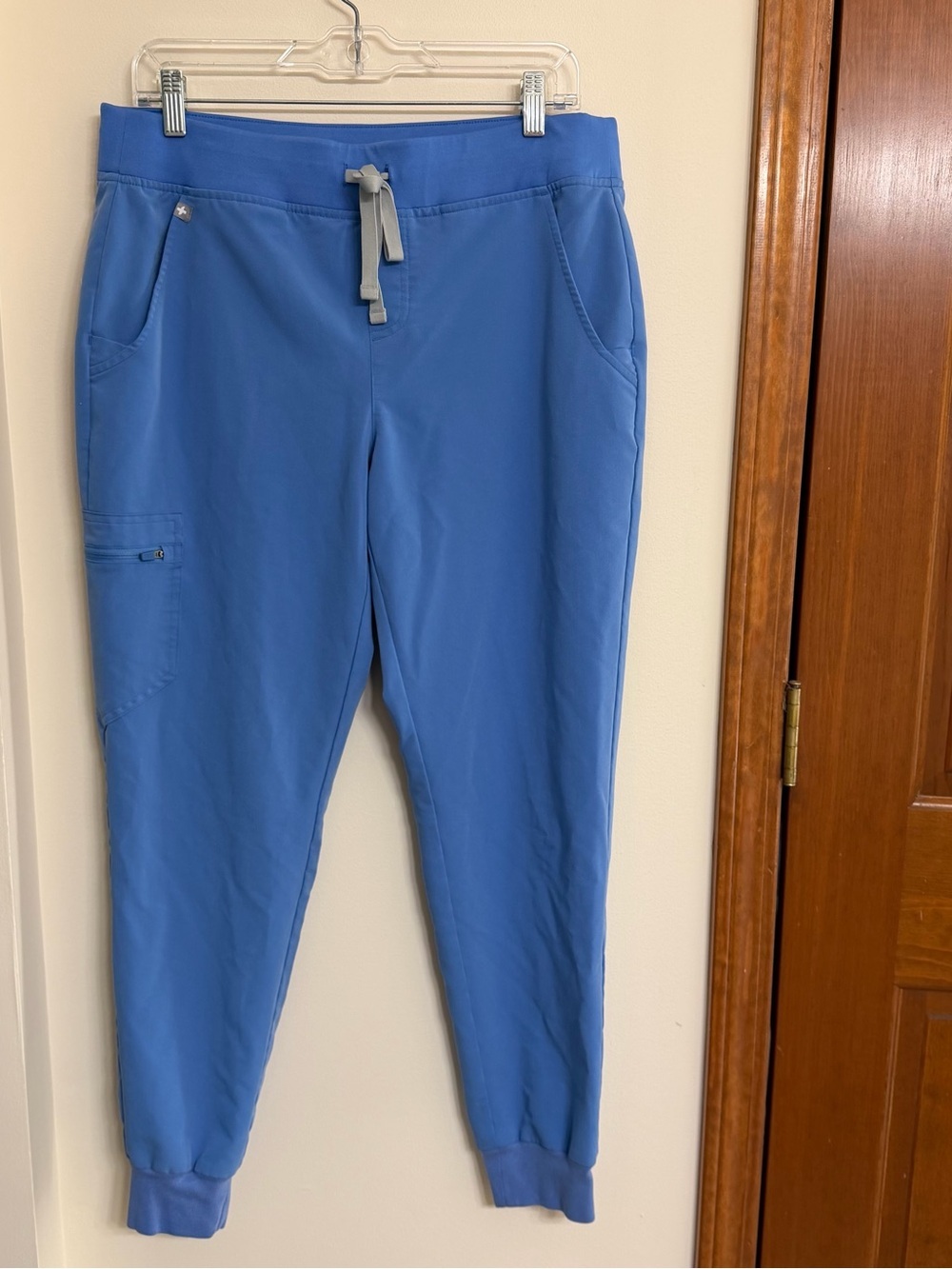 Figs Women’s Cornflower Blue Drawstring Joggers